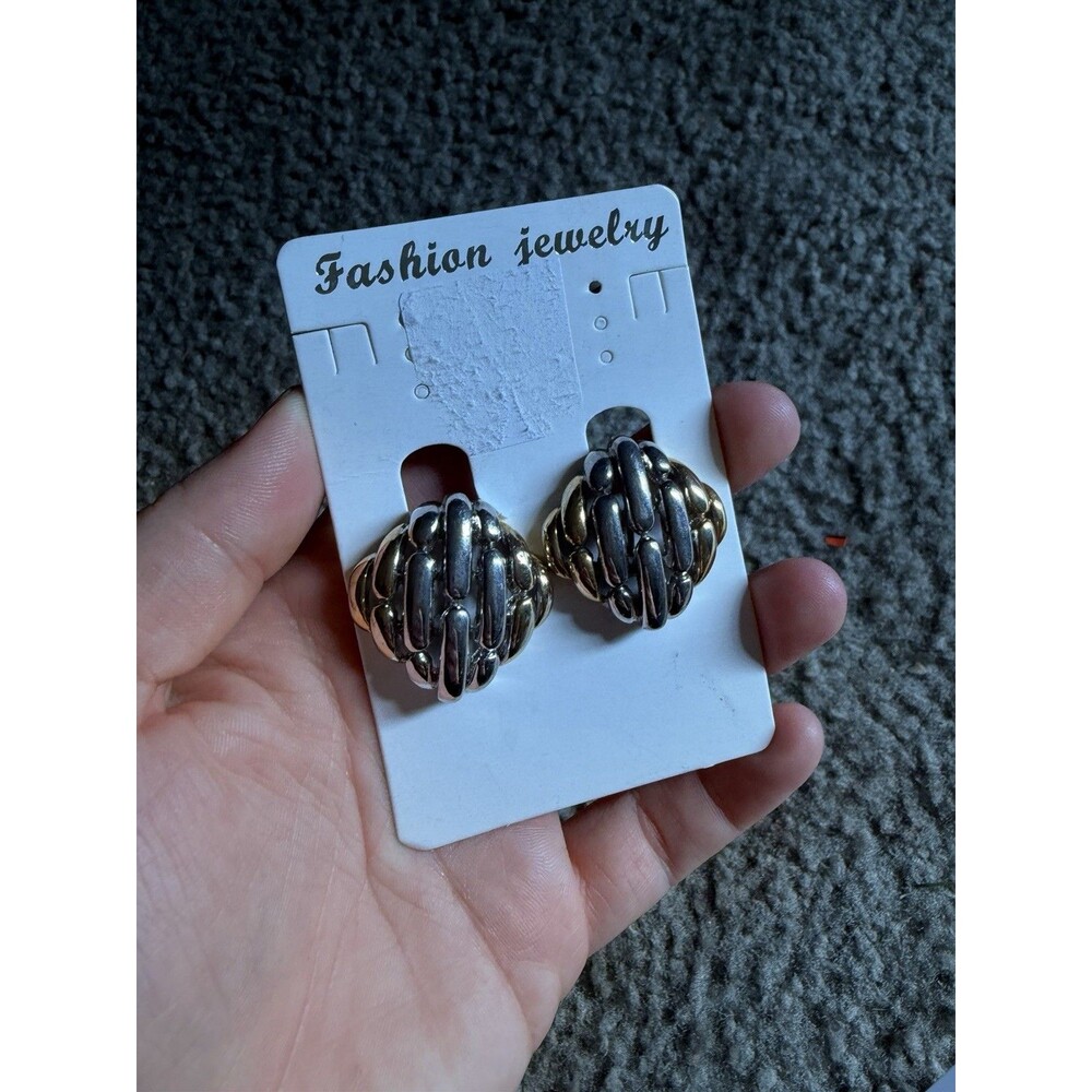 Vintage earrings - clip-ons - gold and silver combined - fashion accessory